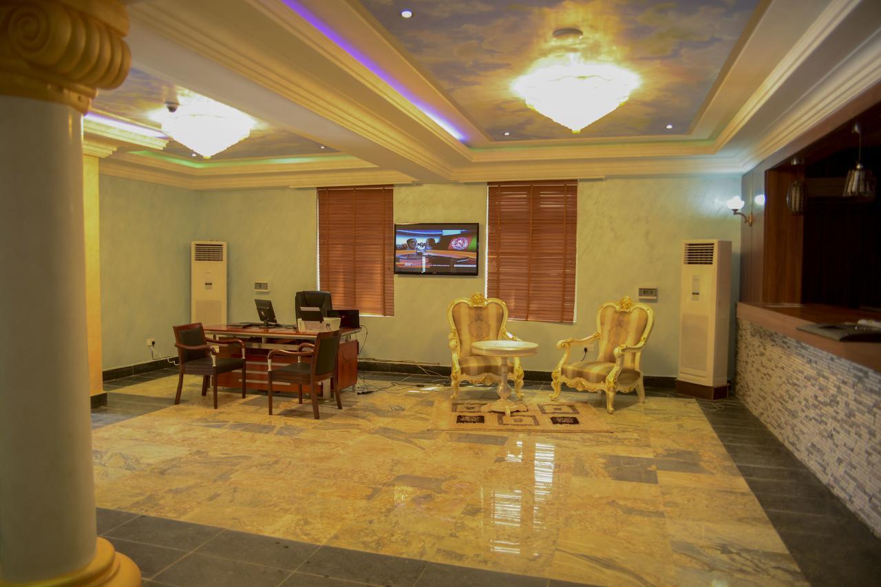 Cubana Suites Mobushipe Exterior foto