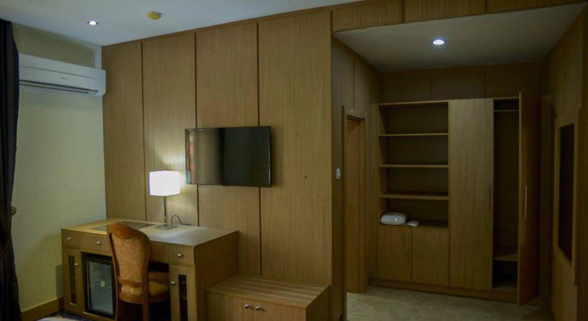 Cubana Suites Mobushipe Exterior foto